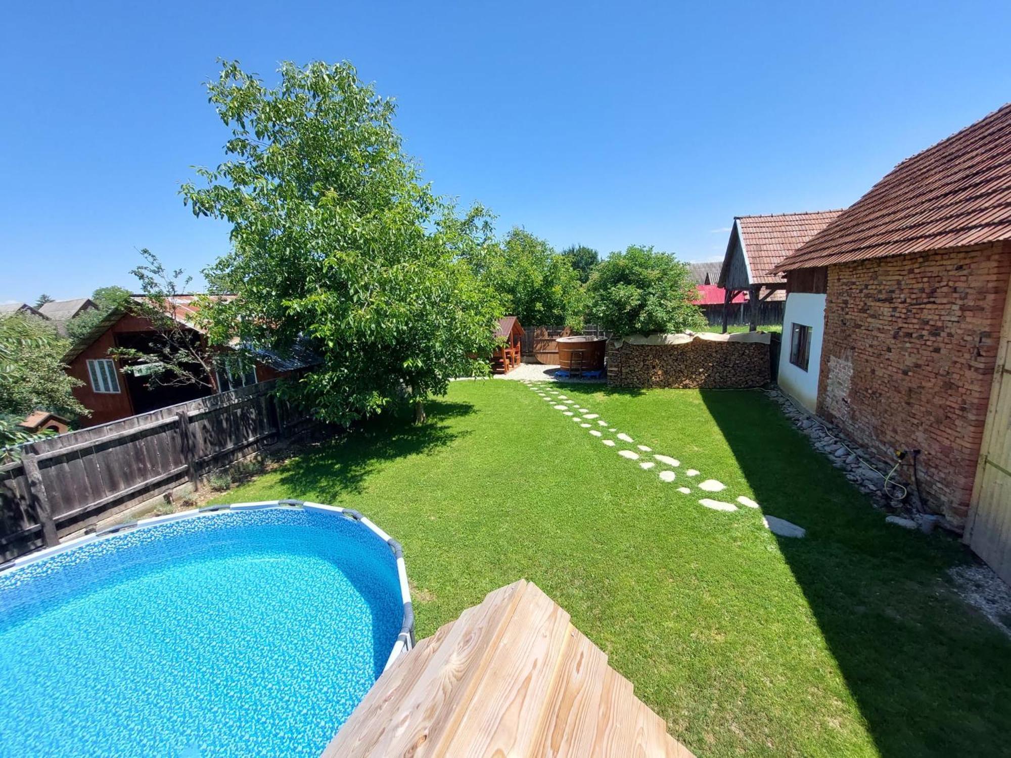 Casuta De Sub Munte Cartisoara Villa Buitenkant foto